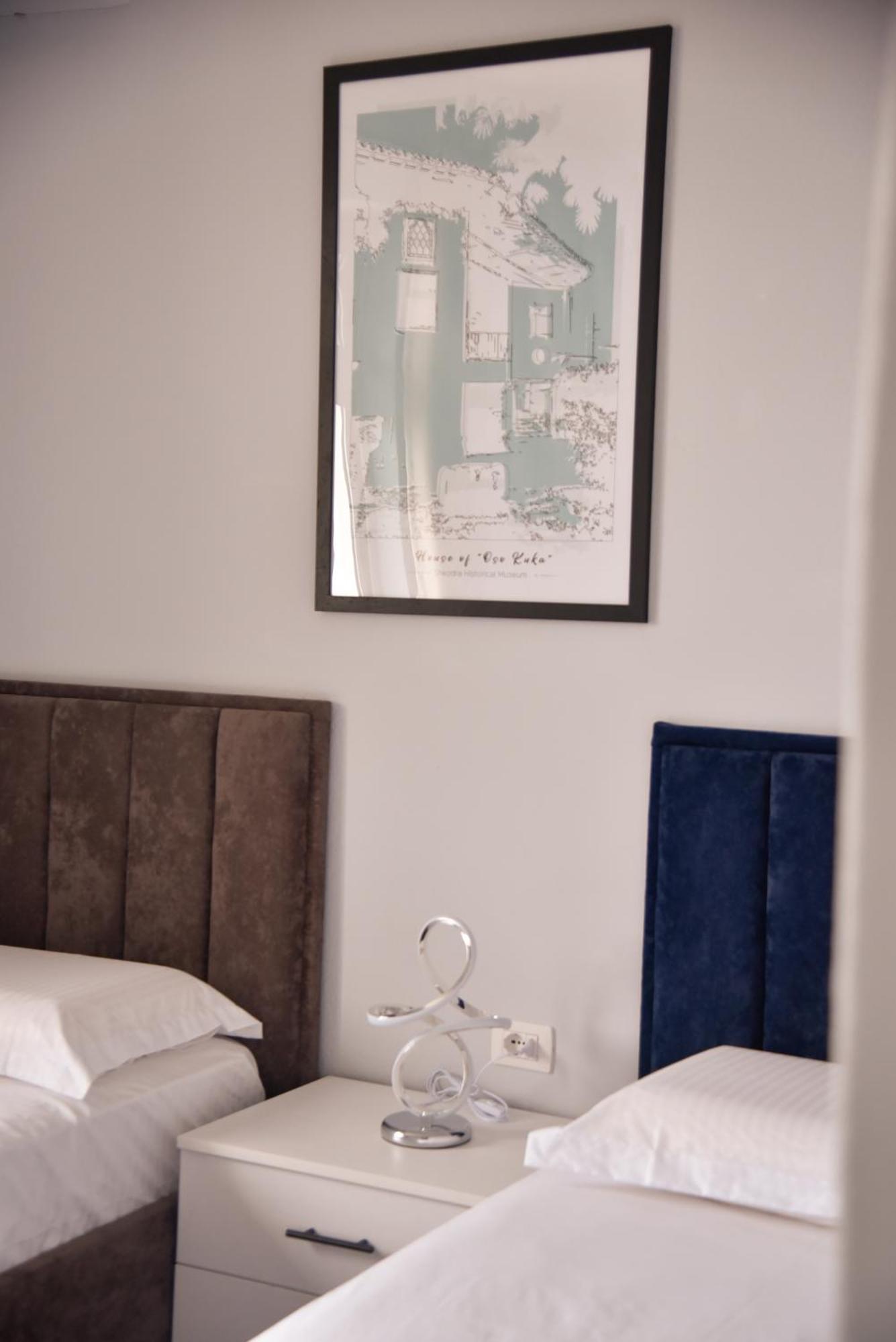 שקודר City Center Inn מראה חיצוני תמונה