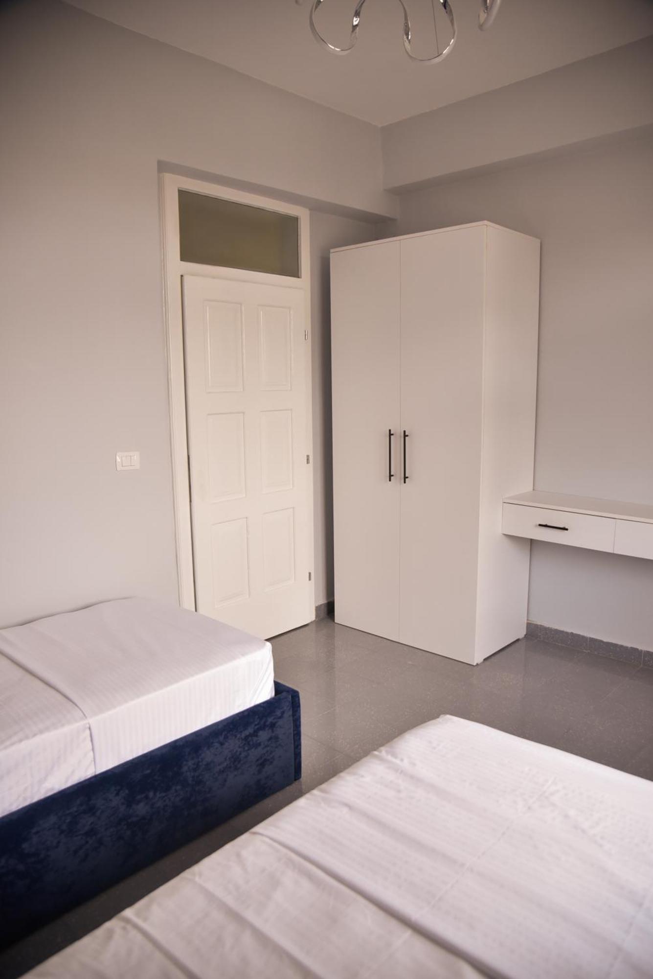 שקודר City Center Inn מראה חיצוני תמונה
