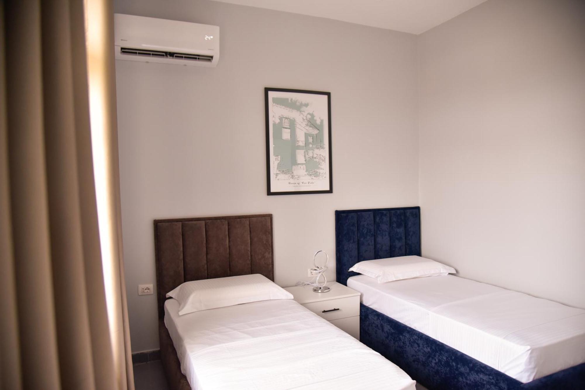 שקודר City Center Inn מראה חיצוני תמונה