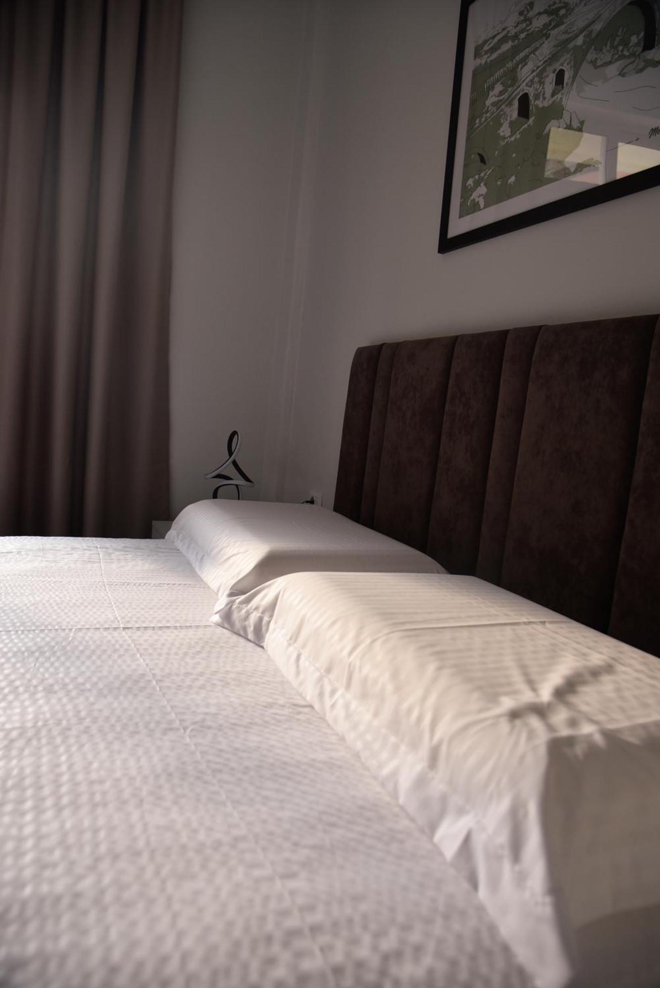 שקודר City Center Inn מראה חיצוני תמונה